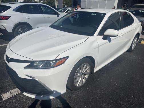 2024 Toyota Camry LE