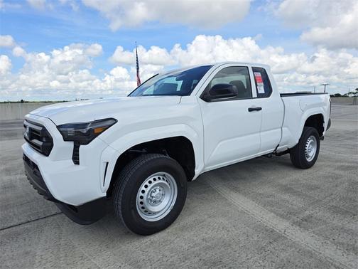 2025 Toyota Tacoma SR