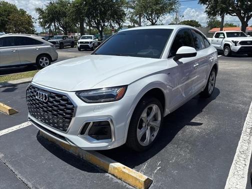 2022 Audi Q5 45 S line Prestige