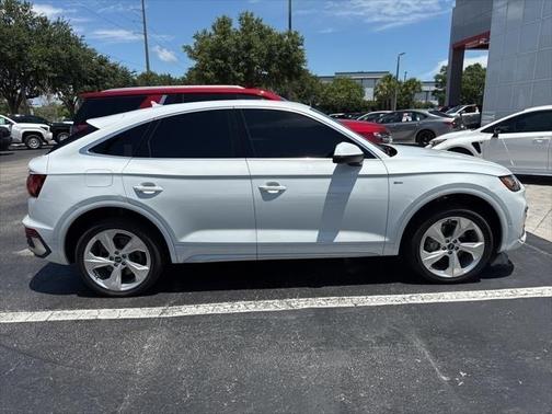 2022 Audi Q5 45 S line Prestige