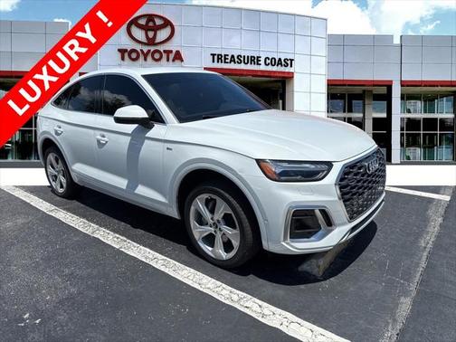2022 Audi Q5 45 S line Prestige