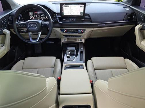 2022 Audi Q5 45 S line Prestige