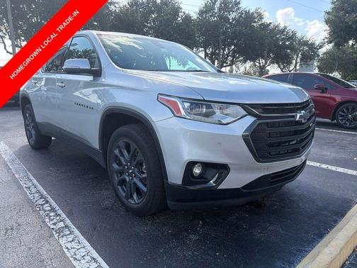 Silver Ice Metallic 2021 Chevrolet Traverse RS