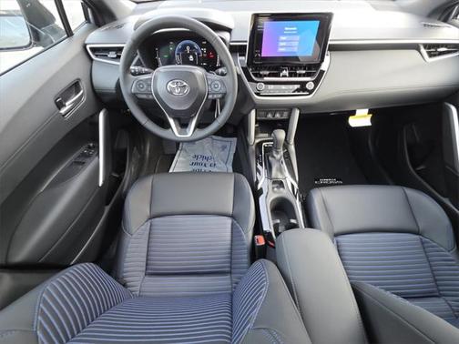 2025 Toyota Corolla Hybrid SE