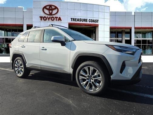 2025 Toyota RAV4 XLE Premium