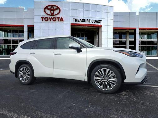 Wind Chill Pearl 2026 Toyota Highlander Platinum
