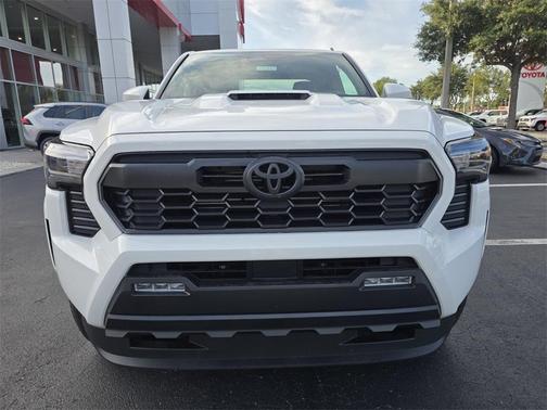 2025 Toyota Tacoma TRD Sport
