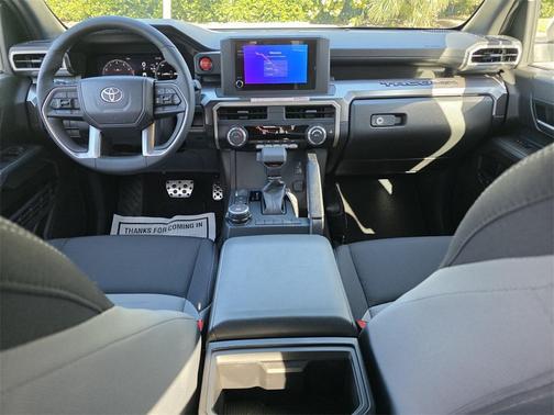 2025 Toyota Tacoma TRD Sport