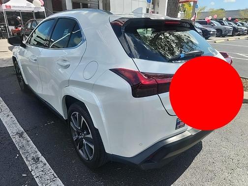 2024 Lexus UX 250h Base