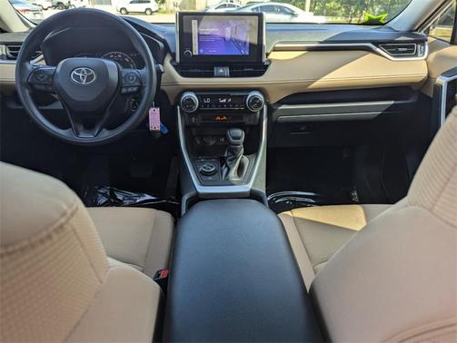 2023 Toyota RAV4 Hybrid LE