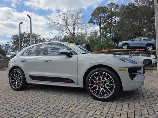 2021 Porsche Macan GTS