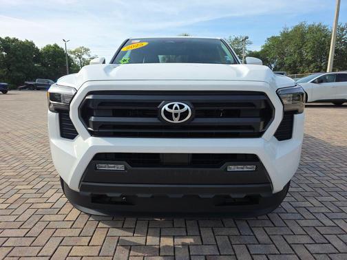 Ice Cap 2025 Toyota Tacoma SR5