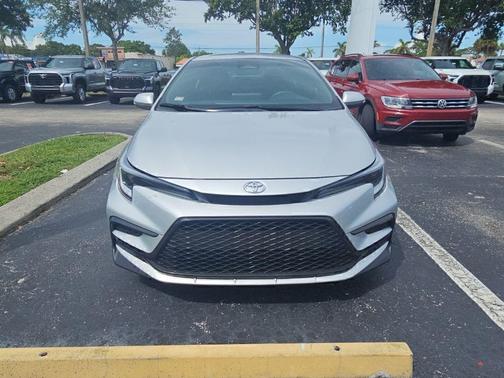 Classic Silver Metallic 2026 Toyota Corolla SE