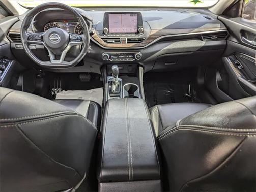 2022 Nissan Altima 2.5 SL