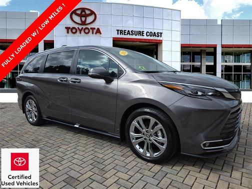 2024 Toyota Sienna Platinum