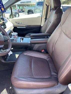 2024 Toyota Sienna Platinum