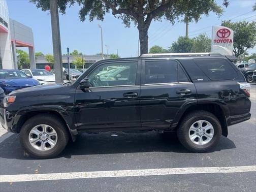 2024 Toyota 4Runner SR5