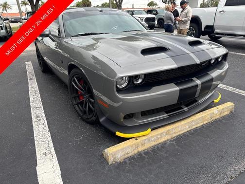 Destroyer Gray Clearcoat 2023 Dodge Challenger SRT Hellcat