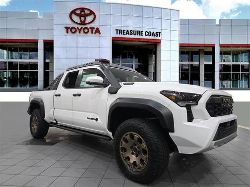 2025 Toyota Tacoma Hybrid Trailhunter
