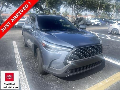 2022 Toyota Corolla Cross XLE