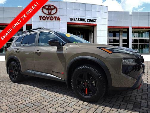2025 Nissan Rogue Rock Creek