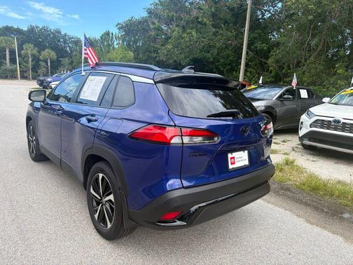 Blue Crush Metallic 2025 Toyota Corolla Hybrid SE