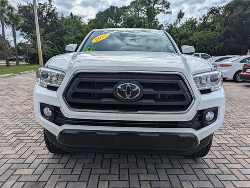 2022 Toyota Tacoma SR5