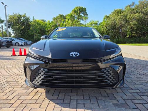 Midnight Black Metallic 2025 Toyota Camry LE