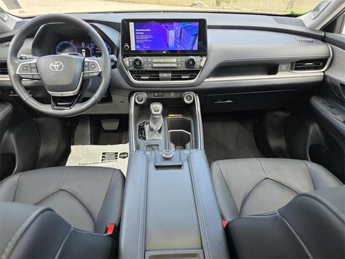 2024 Toyota Grand Highlander Platinum