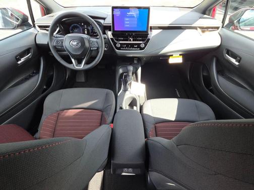 Ruby Flare Pearl/Midnight Black Metallic 2026 Toyota Corolla SE