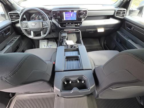 2025 Toyota Tundra SR