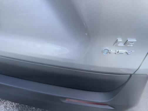 2025 Toyota RAV4 Hybrid LE