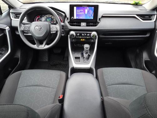 Magnetic Gray Metallic 2024 Toyota RAV4 XLE