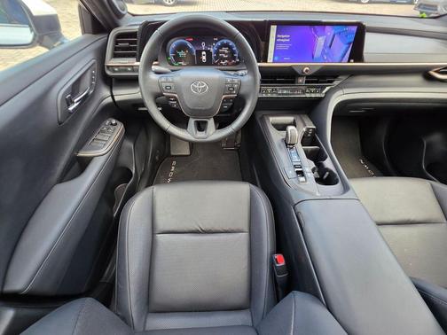 2023 Toyota Crown Limited