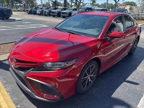 2023 Toyota Camry SE