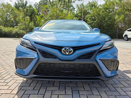 Cavalry Blue 2024 Toyota Camry SE