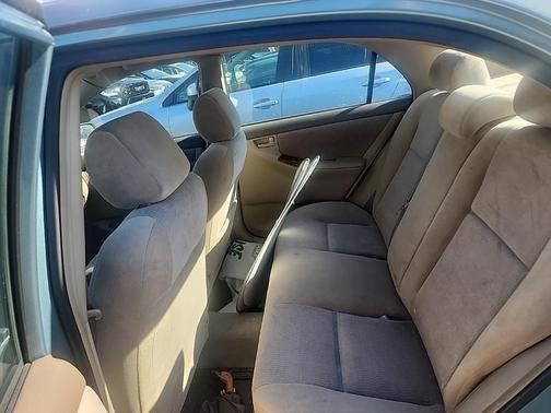 2006 Toyota Corolla LE