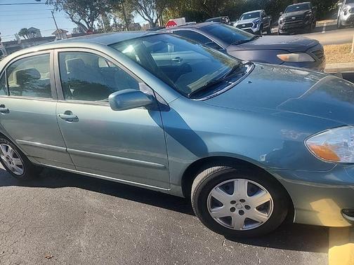 2006 Toyota Corolla LE