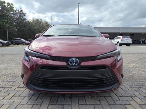 2025 Toyota Corolla Hybrid SE