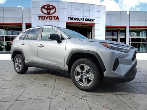 2025 Toyota RAV4 Hybrid LE