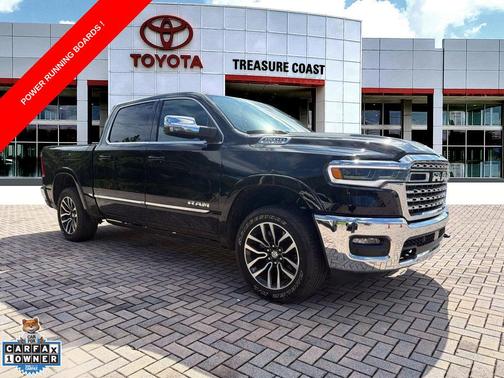 Diamond Black Crystal Pearlcoat 2025 RAM 1500 Limited