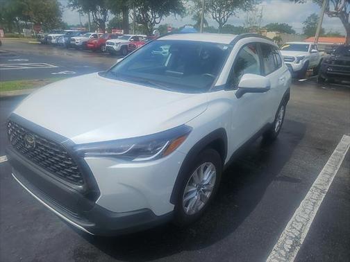 2023 Toyota Corolla Cross LE