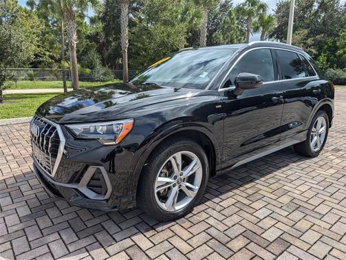 2020 Audi Q3 45 S line Premium