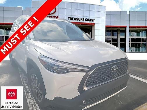 2024 Toyota Corolla Cross XLE