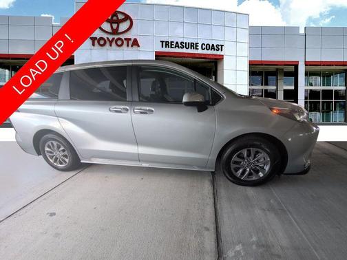 Celestial Silver Metallic 2025 Toyota Sienna XLE