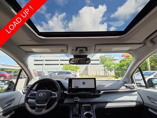 Celestial Silver Metallic 2025 Toyota Sienna XLE