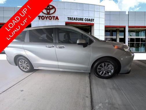 Celestial Silver Metallic 2025 Toyota Sienna XLE