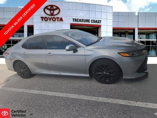 Celestial Silver Metallic 2019 Toyota Camry LE