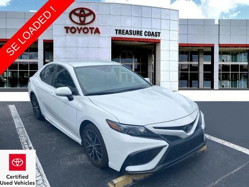 Ice Cap 2023 Toyota Camry SE