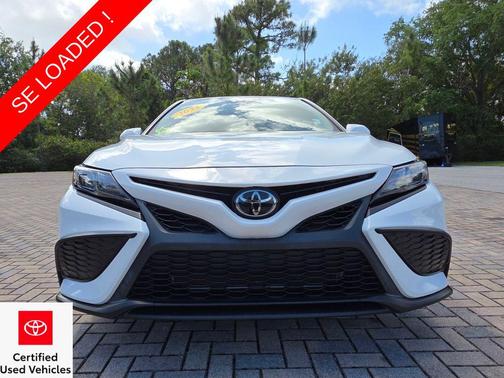 Ice Cap 2023 Toyota Camry SE